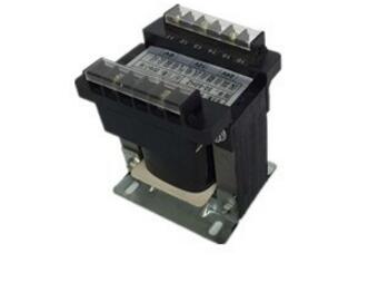 变压器容量的大小依据什么来制定