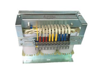 三相变压器‍能起哪些保护作用？